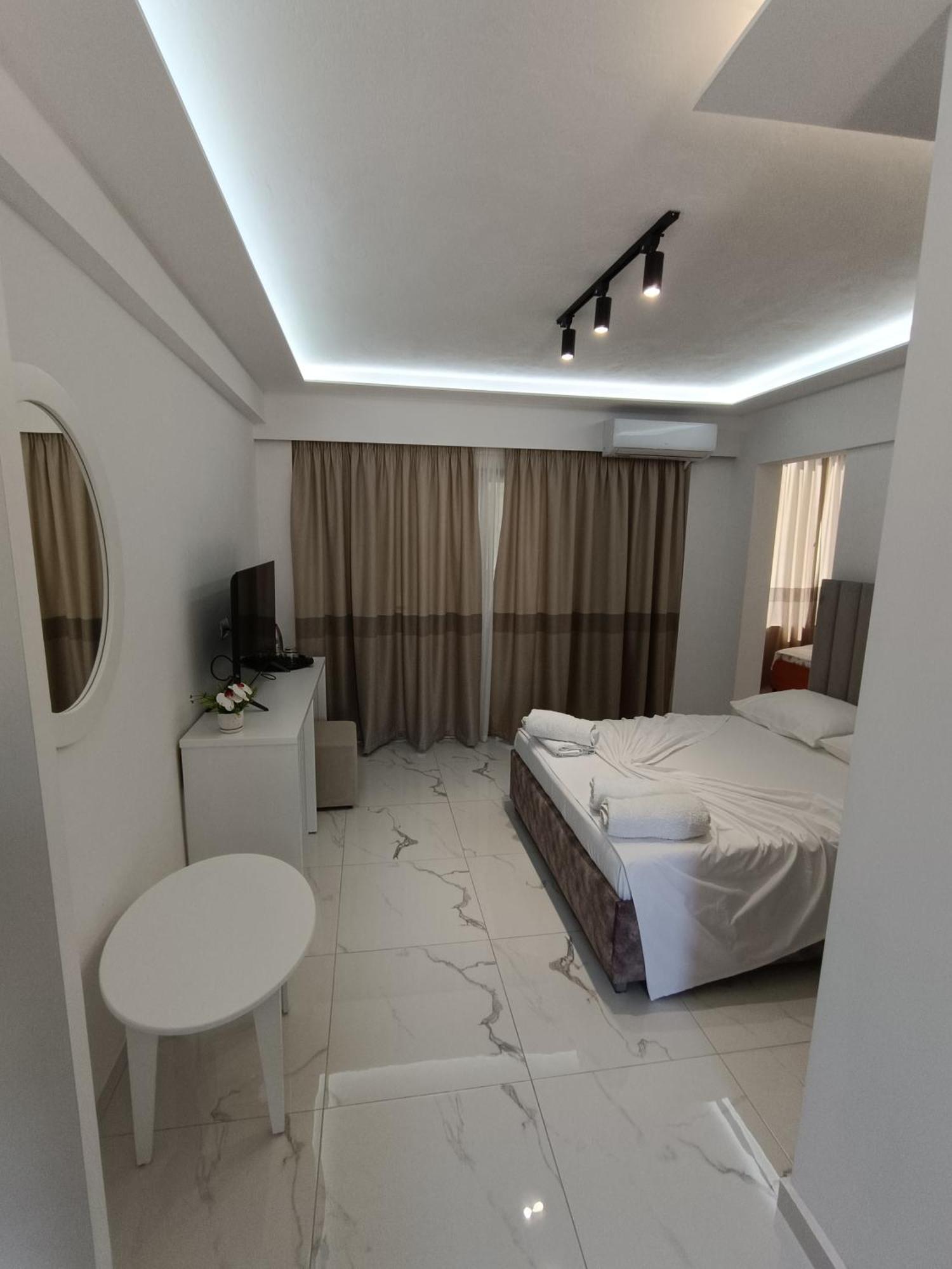 Hotel Elisabet Σαράντα Εξωτερικό φωτογραφία